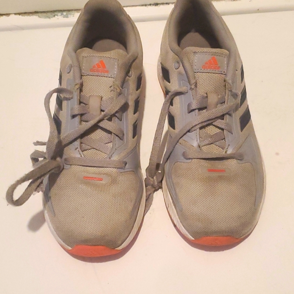 Adidas boys shoes size 3